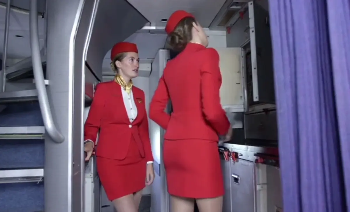 《法国空姐2019(多塞尔航空)》高清完整版在线观看-法国空姐免费播放-手机看全集-资源下载